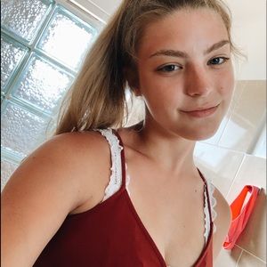 Meet your Posher, Amberly